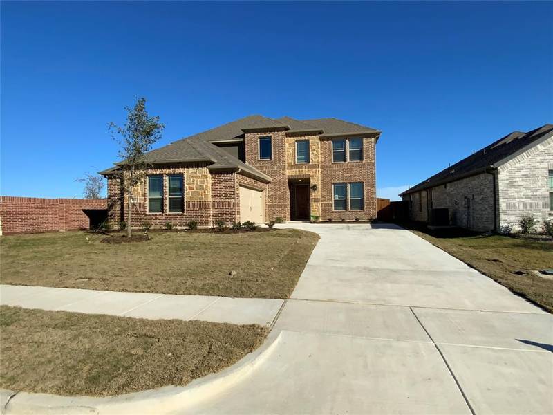 346 Creighton Avenue, Red Oak, TX 75154