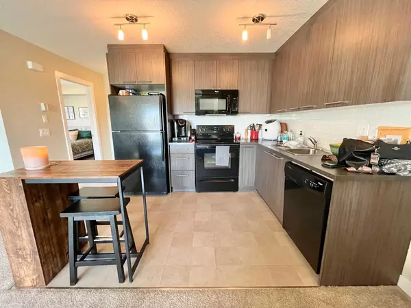 Chestermere, AB T1X 0P6,300 Marina DR #242