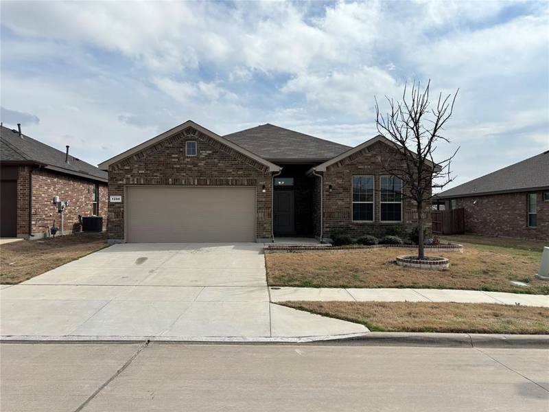 1200 Cushing Drive, Fort Worth, TX 76177