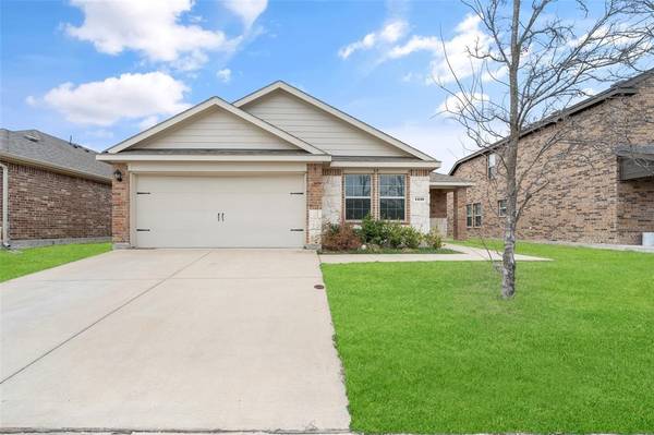 1219 Meadow Creek Drive, Princeton, TX 75407