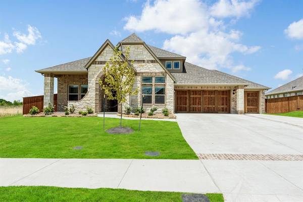 5629 Rutherford Drive, Midlothian, TX 76065