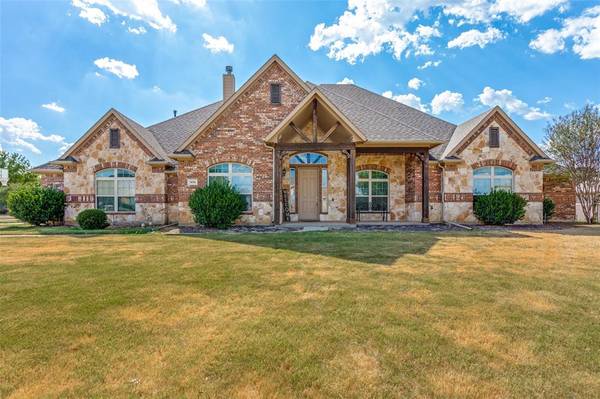 5036 Running Brook Drive, Joshua, TX 76058