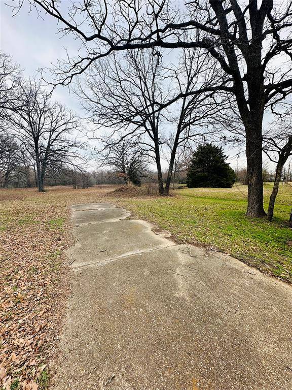 5362 Triple North Ranch Rd, Trinidad, TX 75163