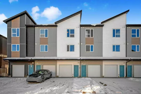 Calgary, AB T3N 1V7,301 Redstone BLVD NE #431