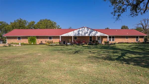 2930 Old Bonham Road, Paris, TX 75460