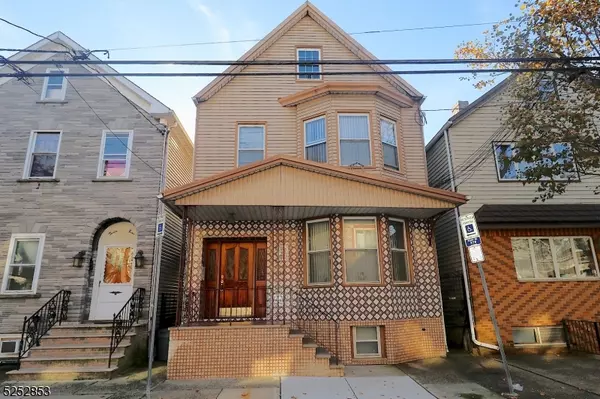 37 Napoleon Street, Newark City, NJ 07105