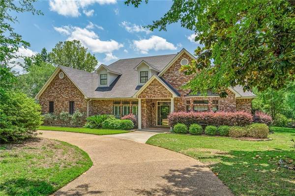 205 Bay Hills Drive, Benton, LA 71006