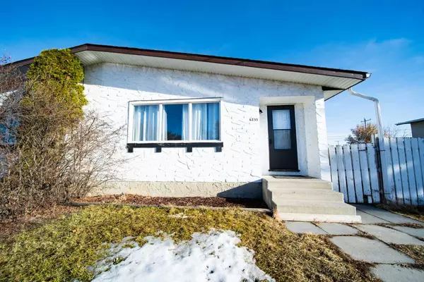 Calgary, AB T2A 3N2,6233 Penedo WAY SE