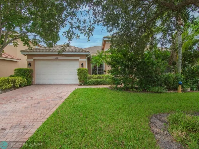 2435 SW Little Eagle Lane, Vero Beach, FL 32962