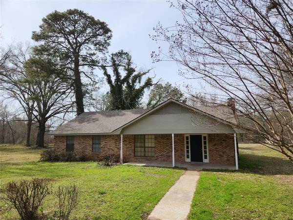 812 S Land Avenue, Oil City, LA 71061