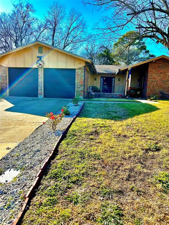 Arlington, TX 76010,411 Lynda Lane