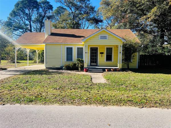 905 Sherrill Street,  Winnsboro,  TX 75494