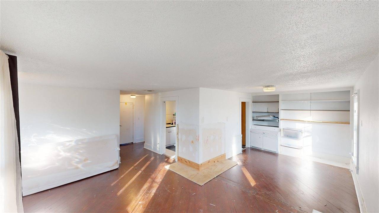 Iowa City, IA 52240,1038 Diana St