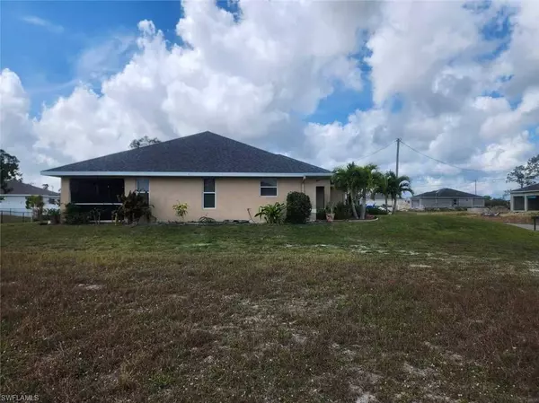 Cape Coral, FL 33909,1712 33rd TER