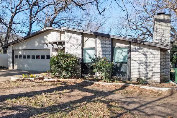 Arlington, TX 76016,2500 Ridgemoor Court