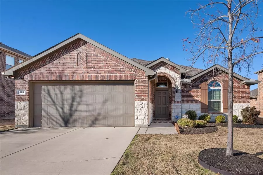 525 Peach Lane, Burleson, TX 76028