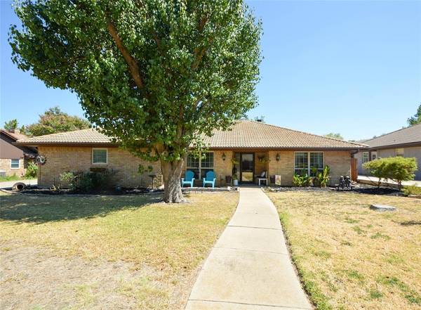 1128 Sunset Drive, Trophy Club, TX 76262