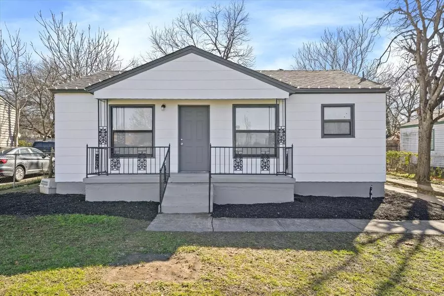 332 Krueger Street, Dallas, TX 75224