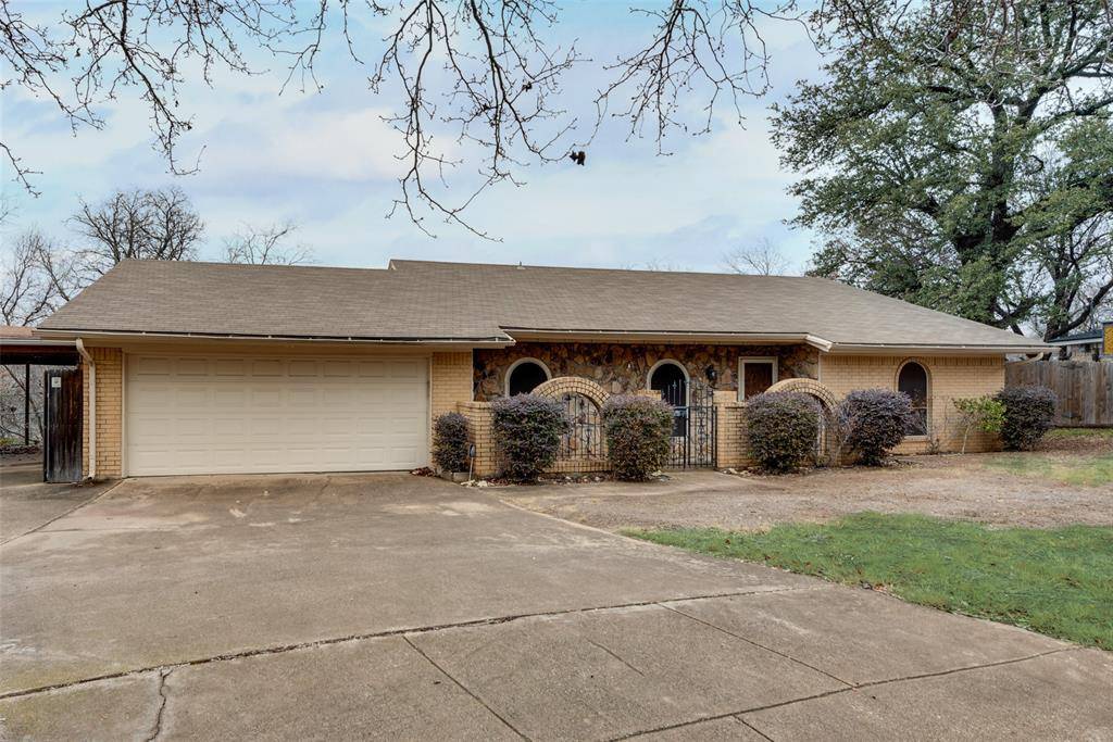 Fort Worth, TX 76103,4851 Boulder Lake Court