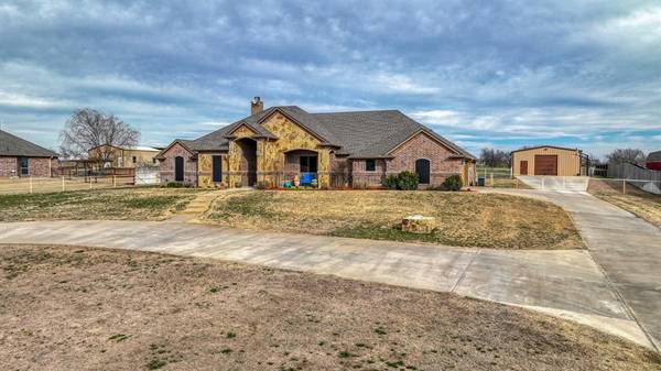 1213 Johnson Bend Road,  Weatherford,  TX 76088