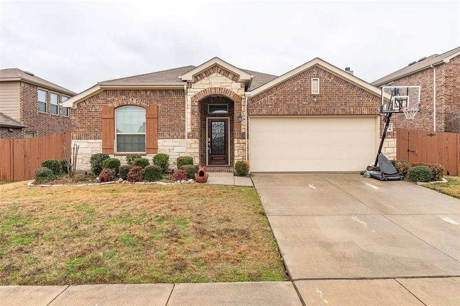 4003 Indian Paintbrush Lane, Heartland, TX 75126