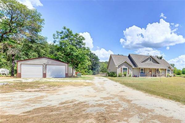 1128 Vz County Road 1810, Grand Saline, TX 75140