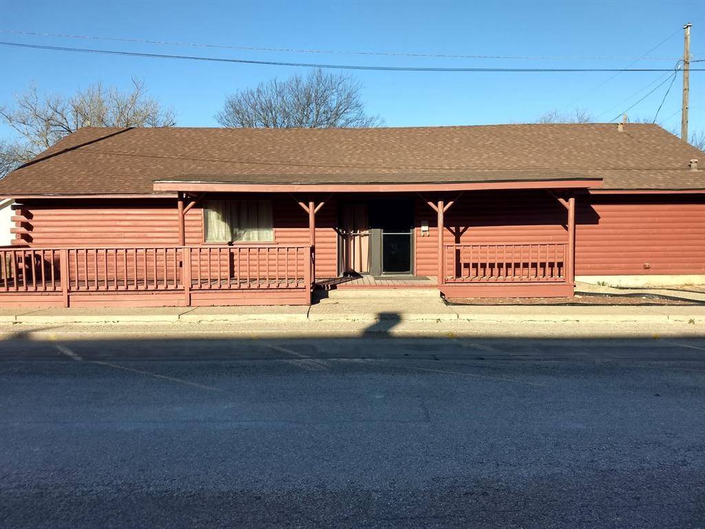 West, TX 76691,305 N Washington Street