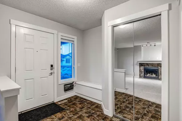 Calgary, AB T3J 5M7,27 Saddlebrook GDNS NE