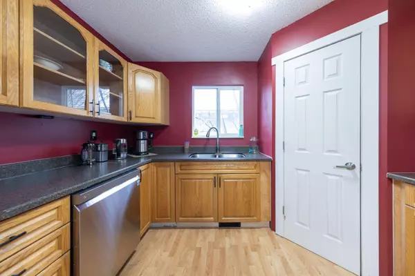 Lloydminster, SK S9V1H9,4714 26 ST