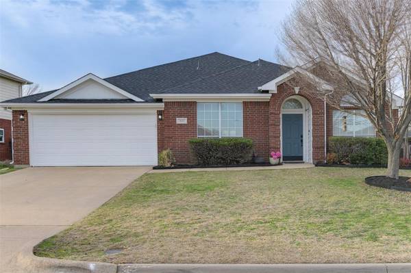 1609 McGarry Lane, Mansfield, TX 76063