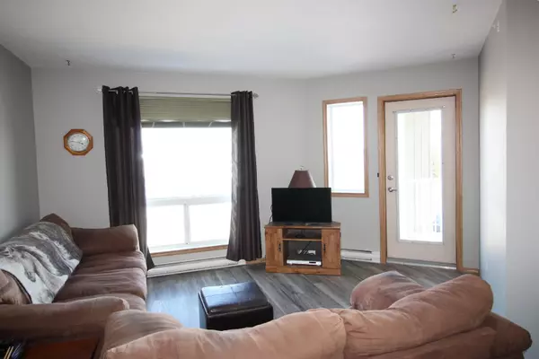 Red Deer, AB T4P 4A2,60 Jacobs Close #313