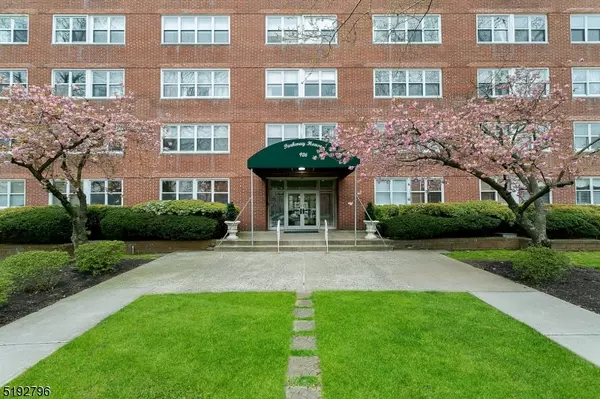 926 Bloomfield Ave #7K, Glen Ridge Boro Twp., NJ 07028