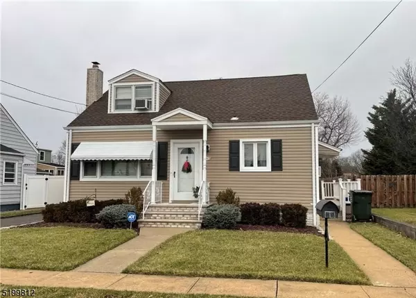 24 S Pine St, Woodbridge Twp., NJ 08863