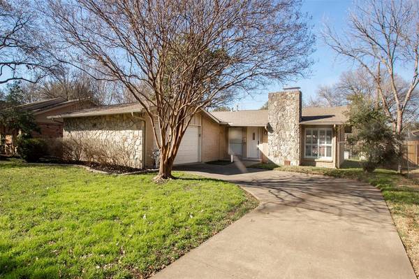 904 Redwood Drive, Richardson, TX 75080