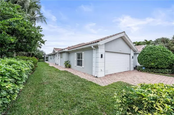 7359 Emilia LN, Naples, FL 34114