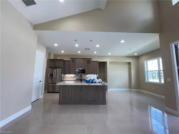 Naples, FL 34113,7282 Saona CT