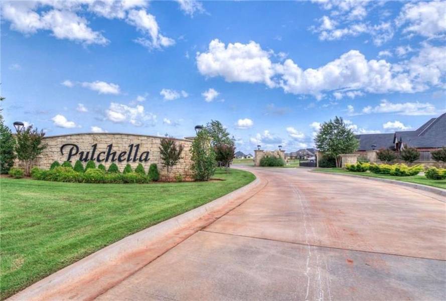 912 Lucas Circle, Newcastle, OK 73065