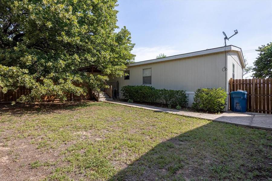 6700 Rainey Court, Granbury, TX 76049