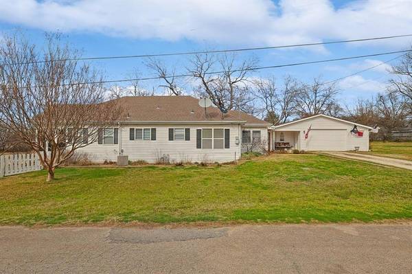 2921 W Washington Street, Denison, TX 75020