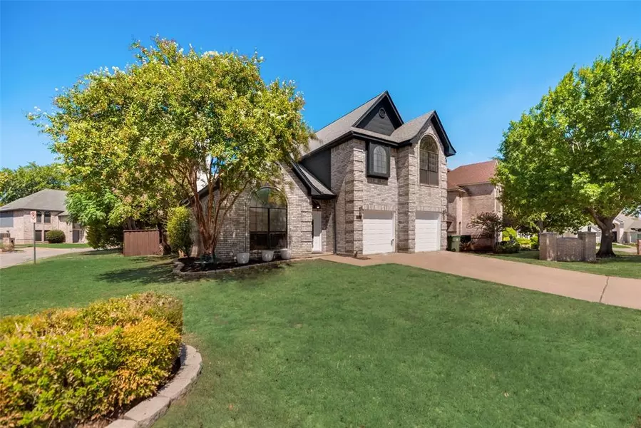 4801 Morris Heights Drive, Arlington, TX 76016