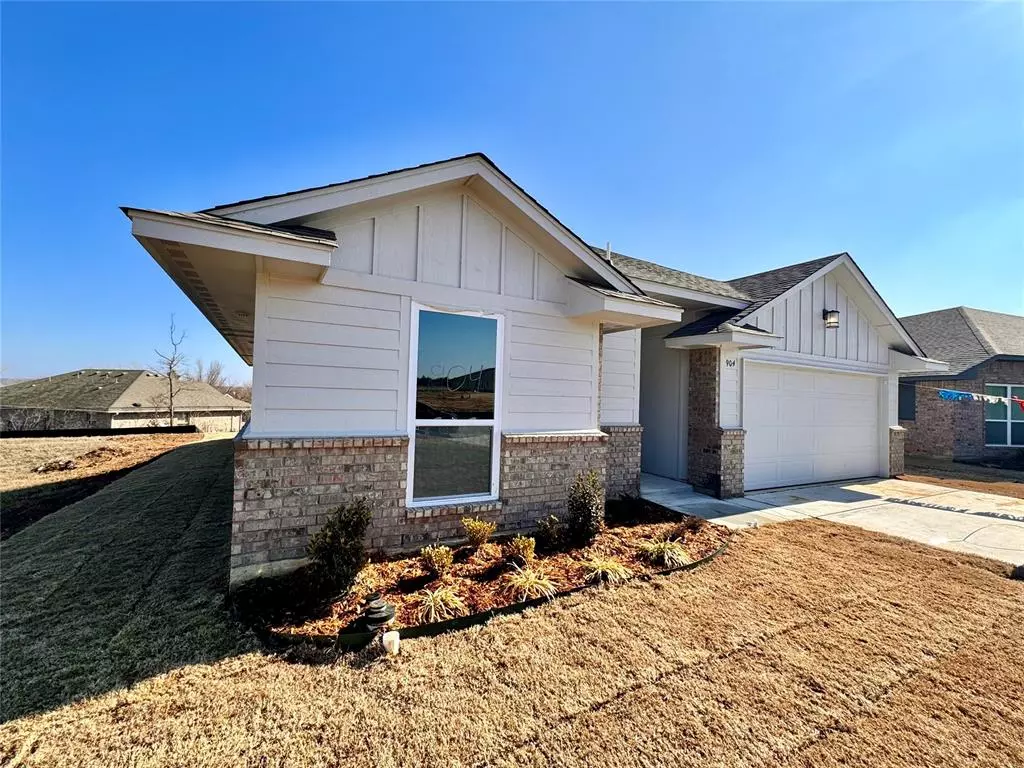 Harrah, OK 73045,904 Shady Grove Lane