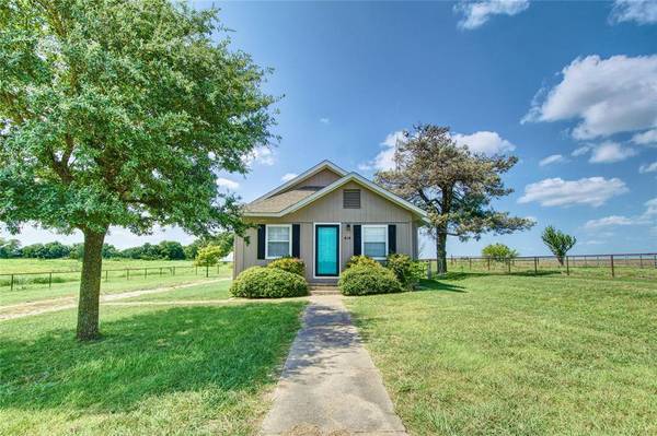 414 Hcr 3138 N, Bynum, TX 76631