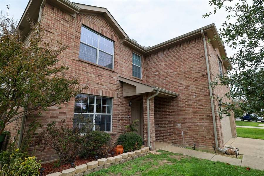 1618 Palomino Lane, Krum, TX 76249