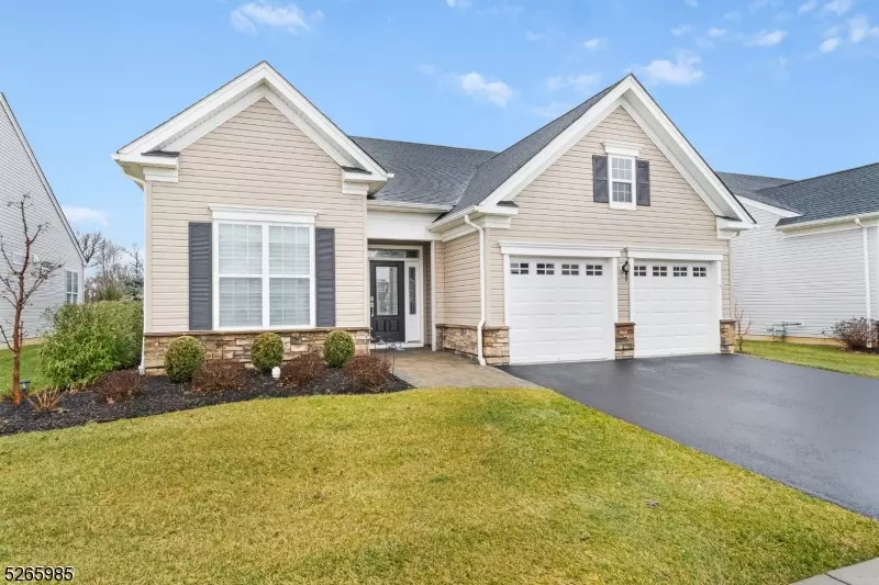 28 Gordon Way, Mount Olive Twp., NJ 07836