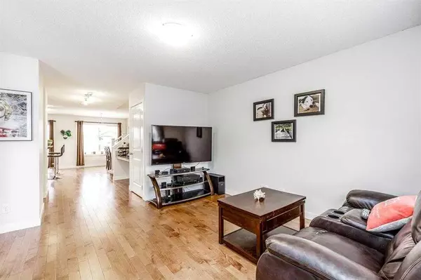 Airdrie, AB T4A 0K2,2753 Kings Heights Gate SE