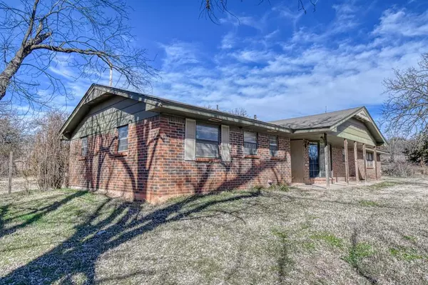 Newalla, OK 74857,8304 Buckwood Road