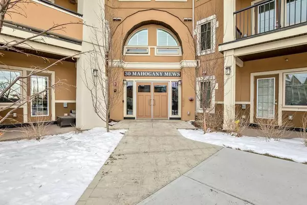 Calgary, AB T3M 3H4,30 Mahogany Mews SE #101