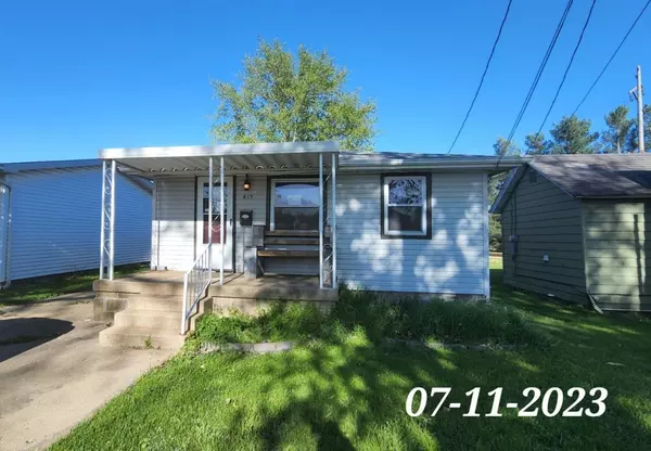 615 S Maple Street,  Lewistown,  IL 61542