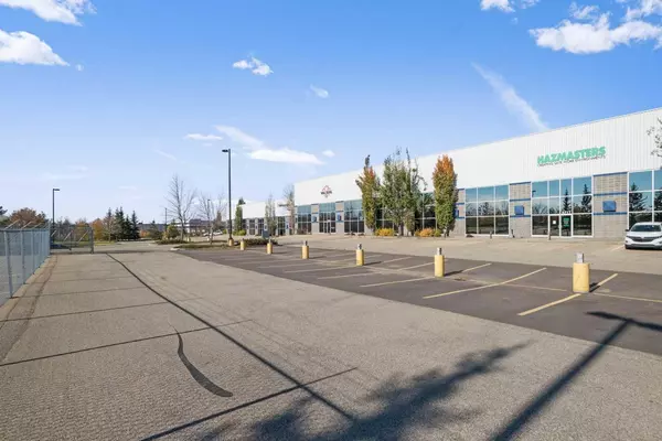 Edmonton, AB T6B0B4,5723 67 ST Northwest