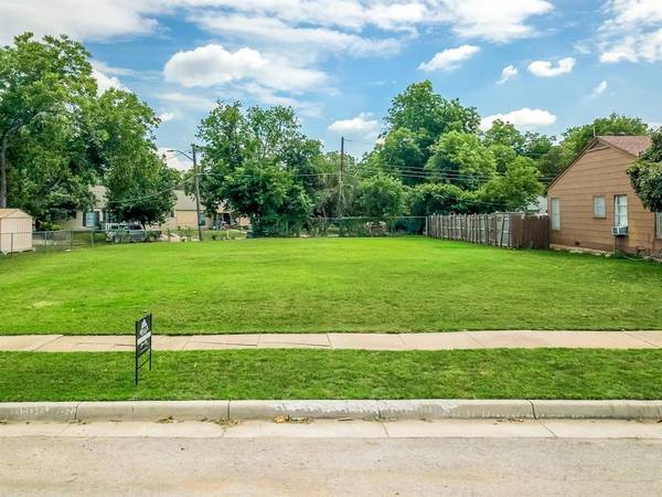 4001 Lovell Avenue, Fort Worth, TX 76107